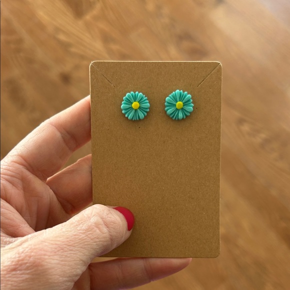 Handmade Jewelry - Turquoise Daisy Stud Earrings with Yellow Center - Women Jewelry Earrings